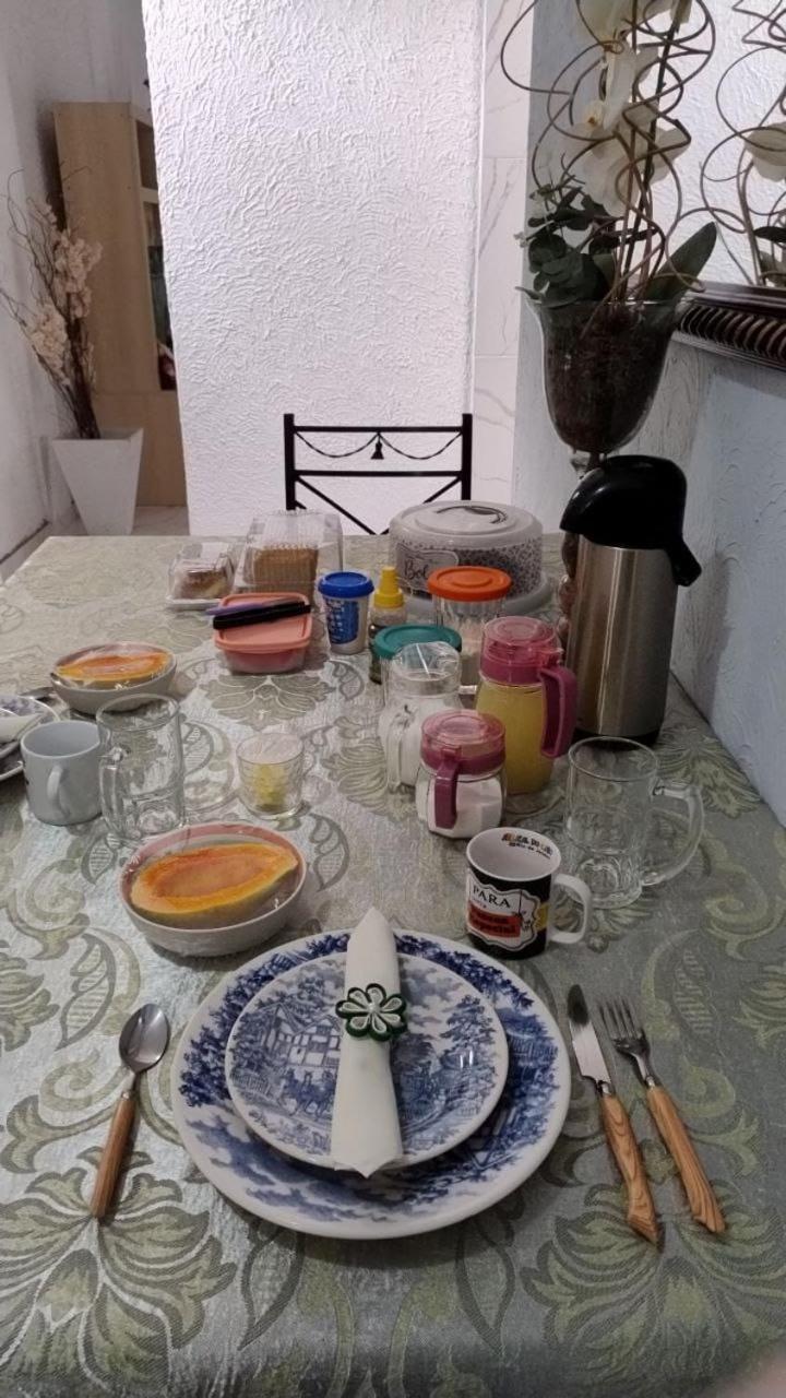 / Adriana- Com Café Da Manha. *